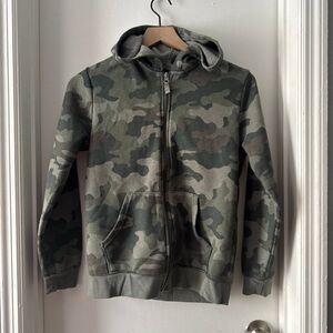 boys camo graphic zip up